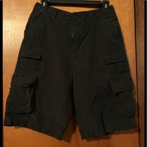 Urban Pipeline boys/youth cargo short. Size 16.